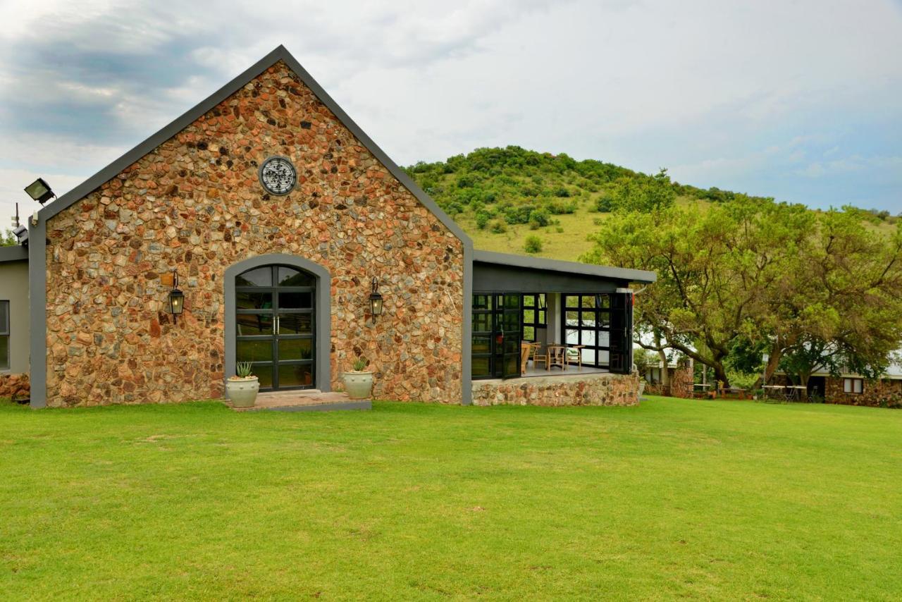 Thanda Manzi Country Hotel 켄투리온 외부 사진