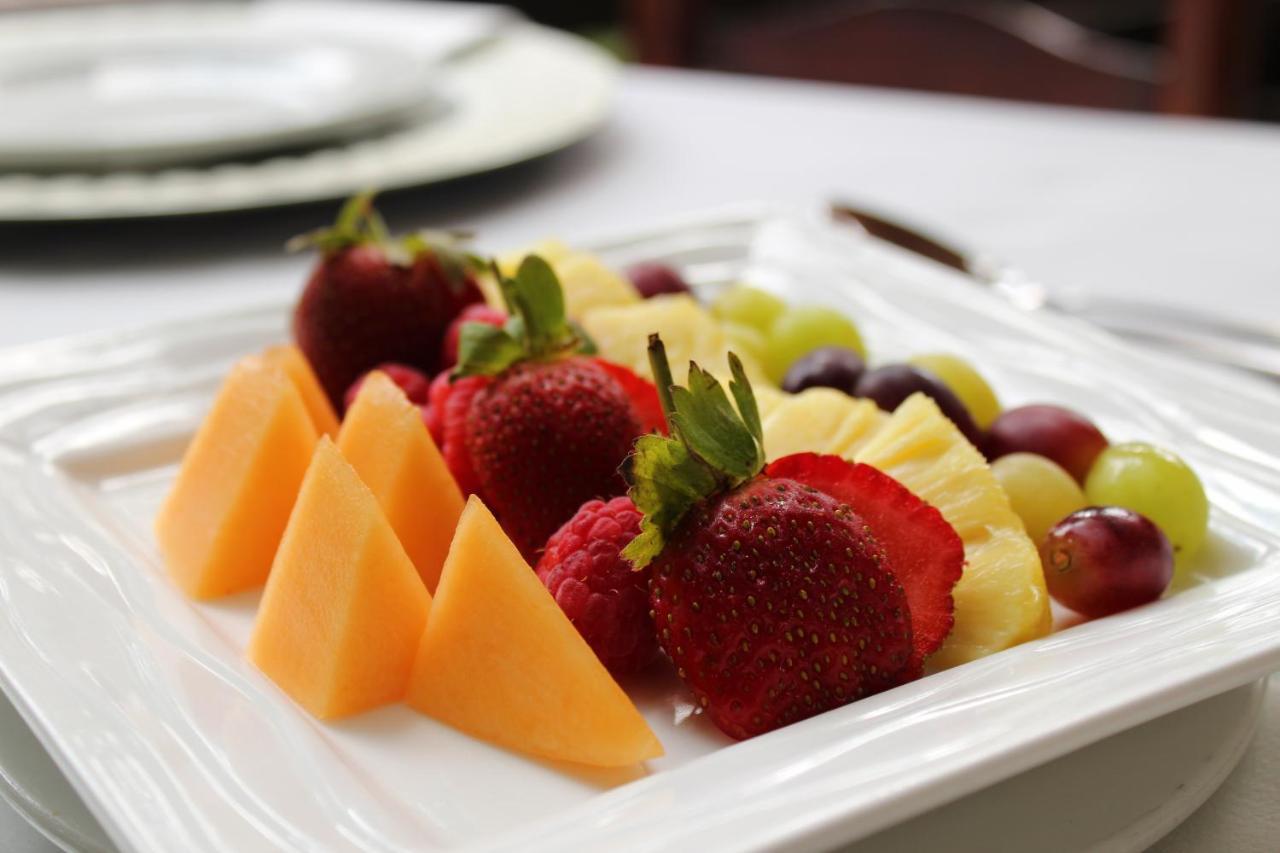 Thanda Manzi Country Hotel 켄투리온 외부 사진